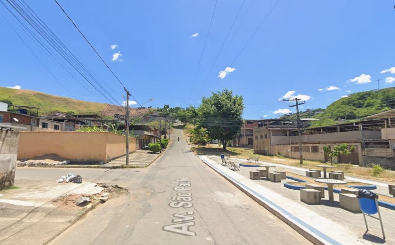 Homem é agredido a pauladas por dívida de drogas em Coronel Fabriciano
