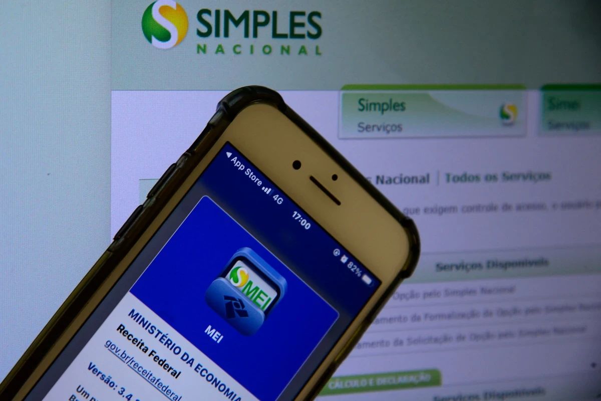 Empresas do Simples terão mais prazo para pagar tributos após tarifaço dos EUA