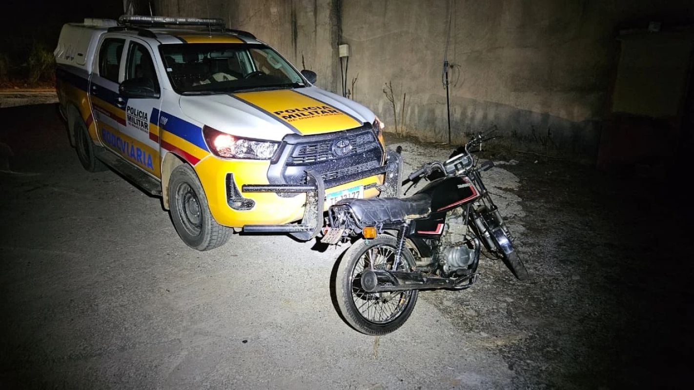 Menor é apreendido com moto adulterada na BR-458, em Ipatinga