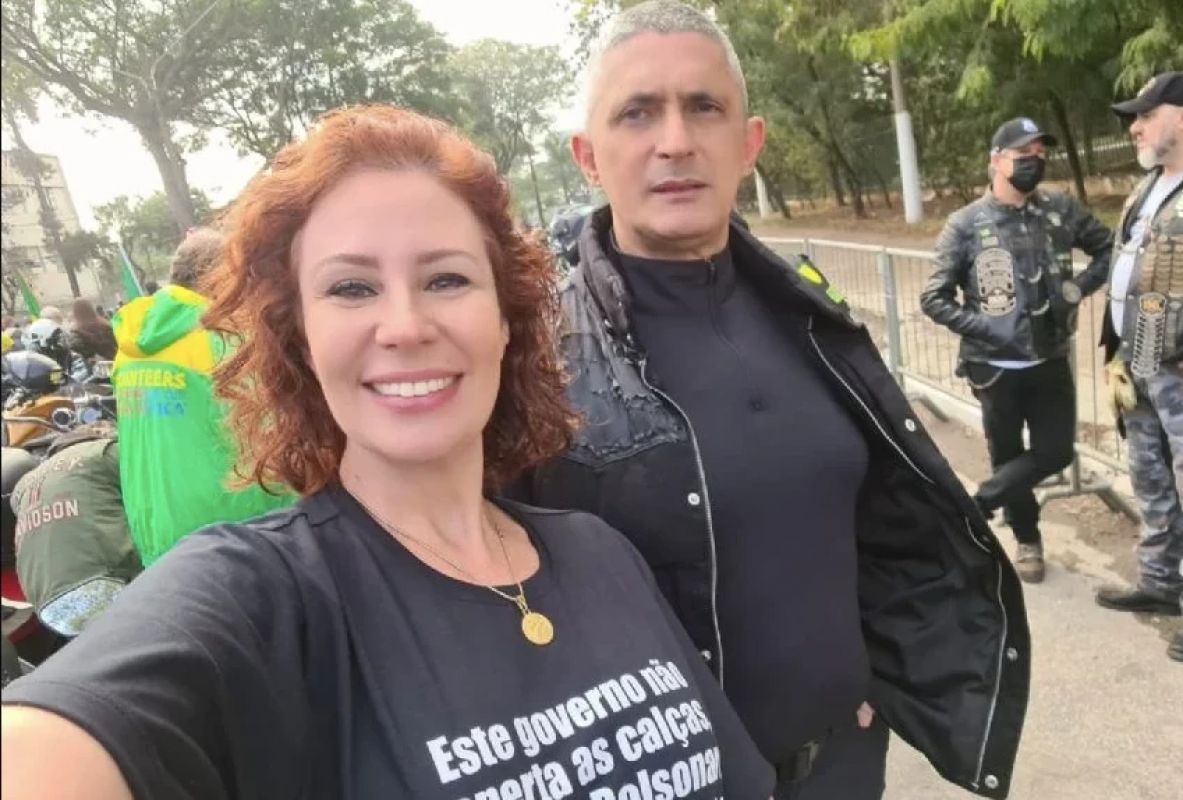 Marido de Carla Zambelli tem contas bloqueadas pelo STF enquanto está em Israel