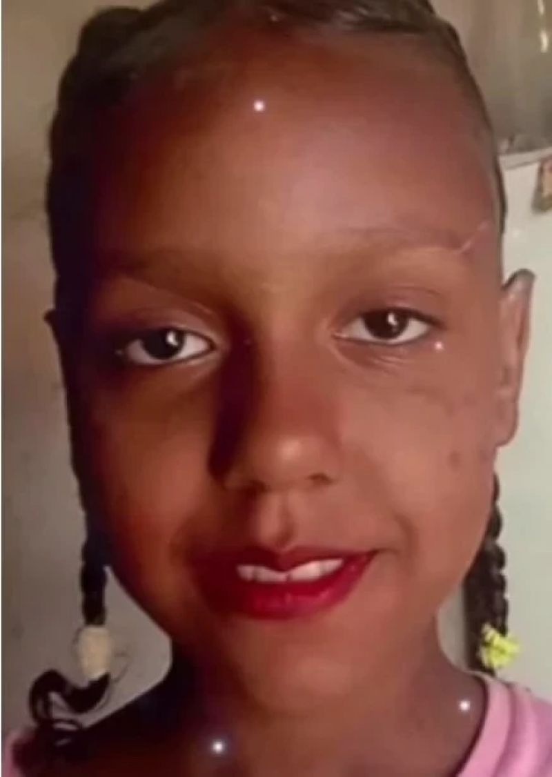 Menina de 9 anos morre após comer bolo e pão de queijo na casa da avó
