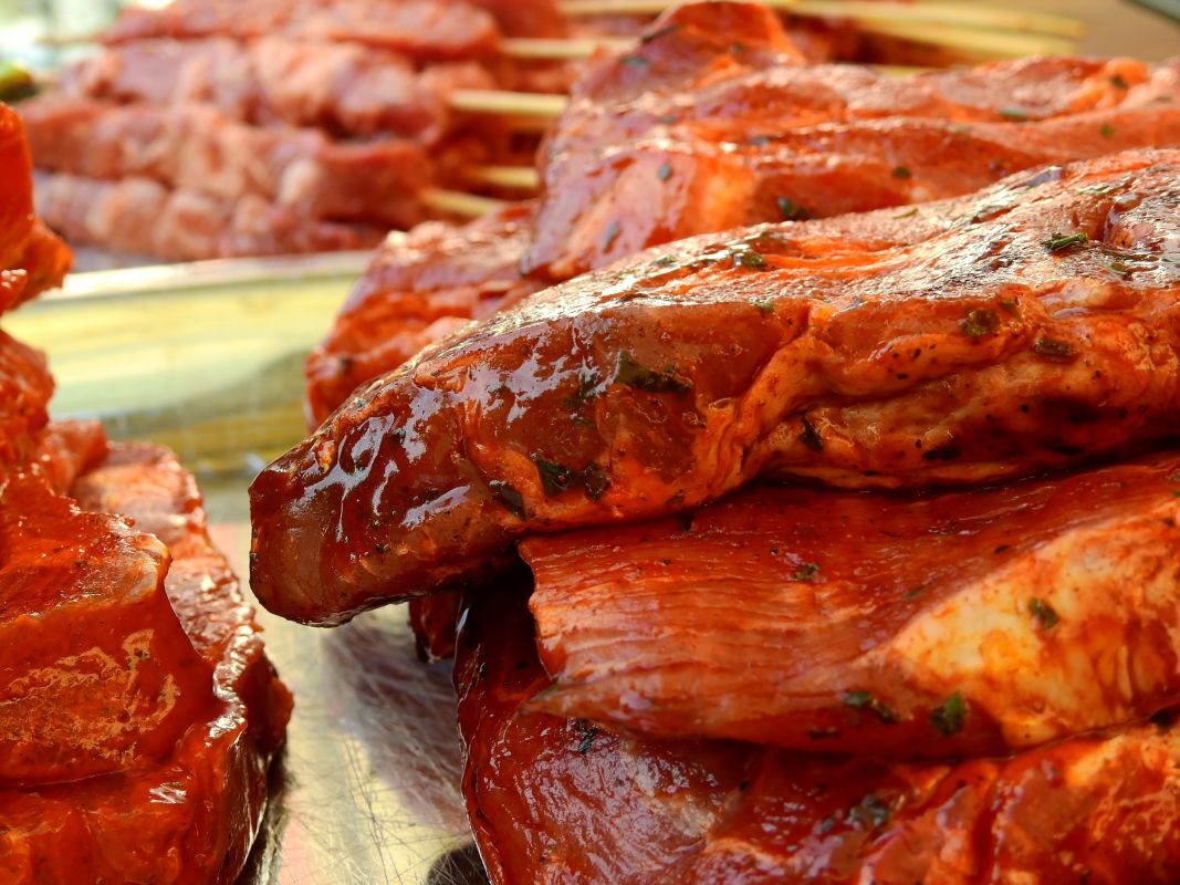 Brasil e UE retomam negociações para reverter restrições à carne e produtos de origem animal