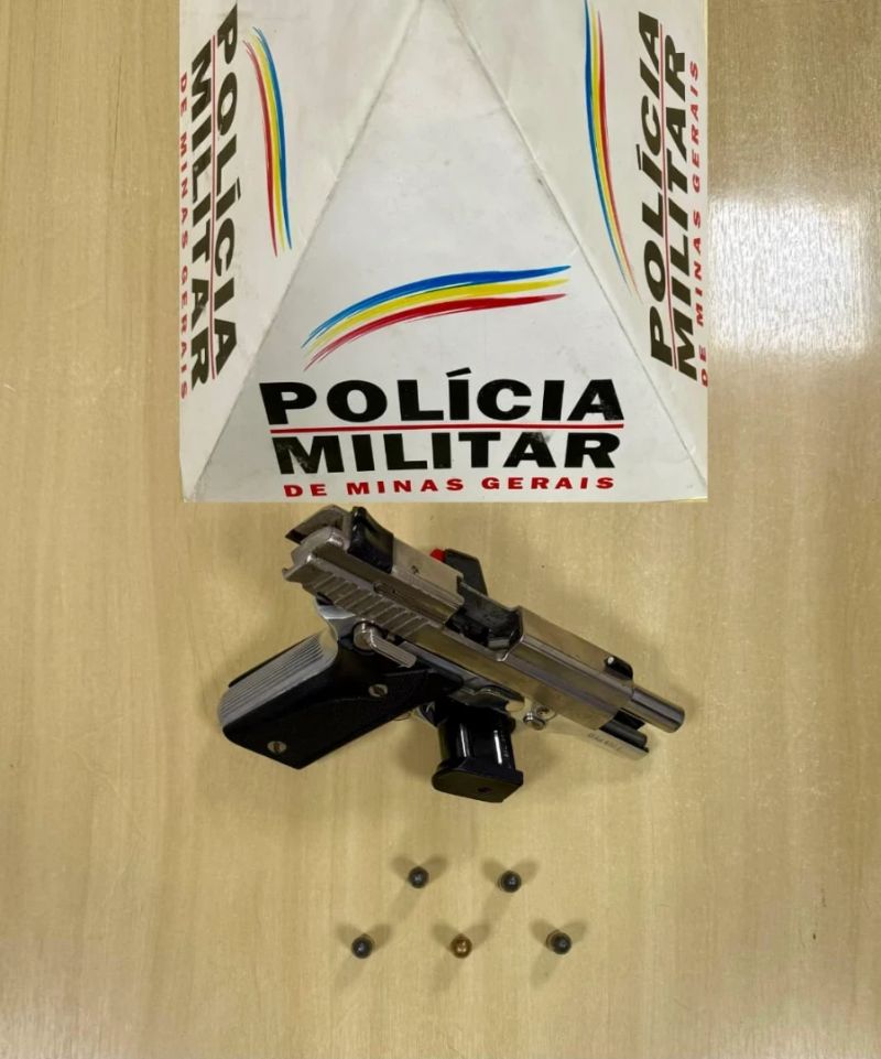 Homem é preso com pistola em Ipatinga após denúncia anônima