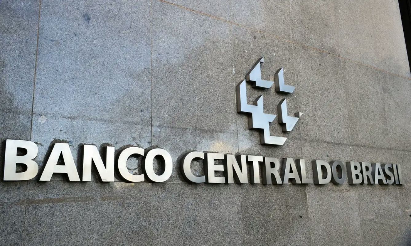 Banco Central eleva projeção de crescimento do PIB de 2026 para 2% e vê inflação em 5,2%