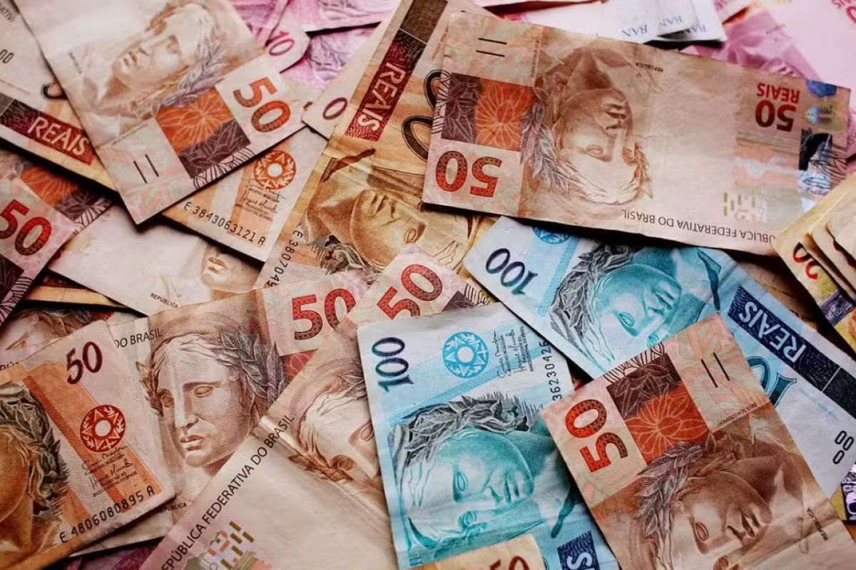 Arrecadação federal atinge R$ 325,8 bilhões em janeiro de 2026 e bate recorde histórico