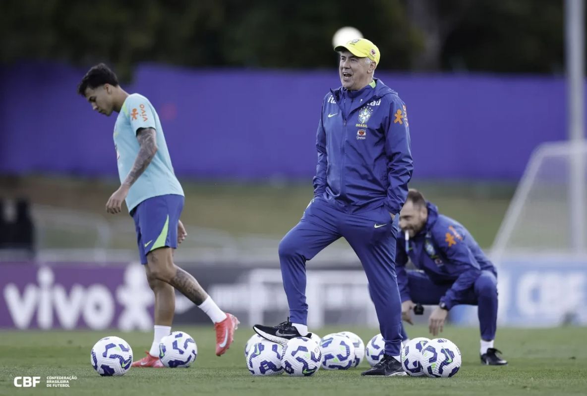 Brasil encara Chile no Maracanã em jogo de estreia de Ancelotti