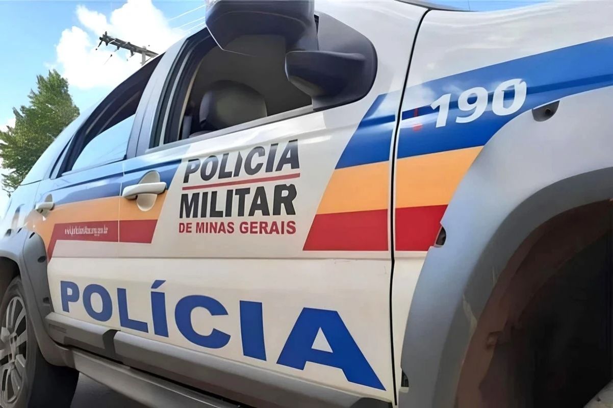 Dupla é presa com arsenal e drogas em Santana do Paraíso