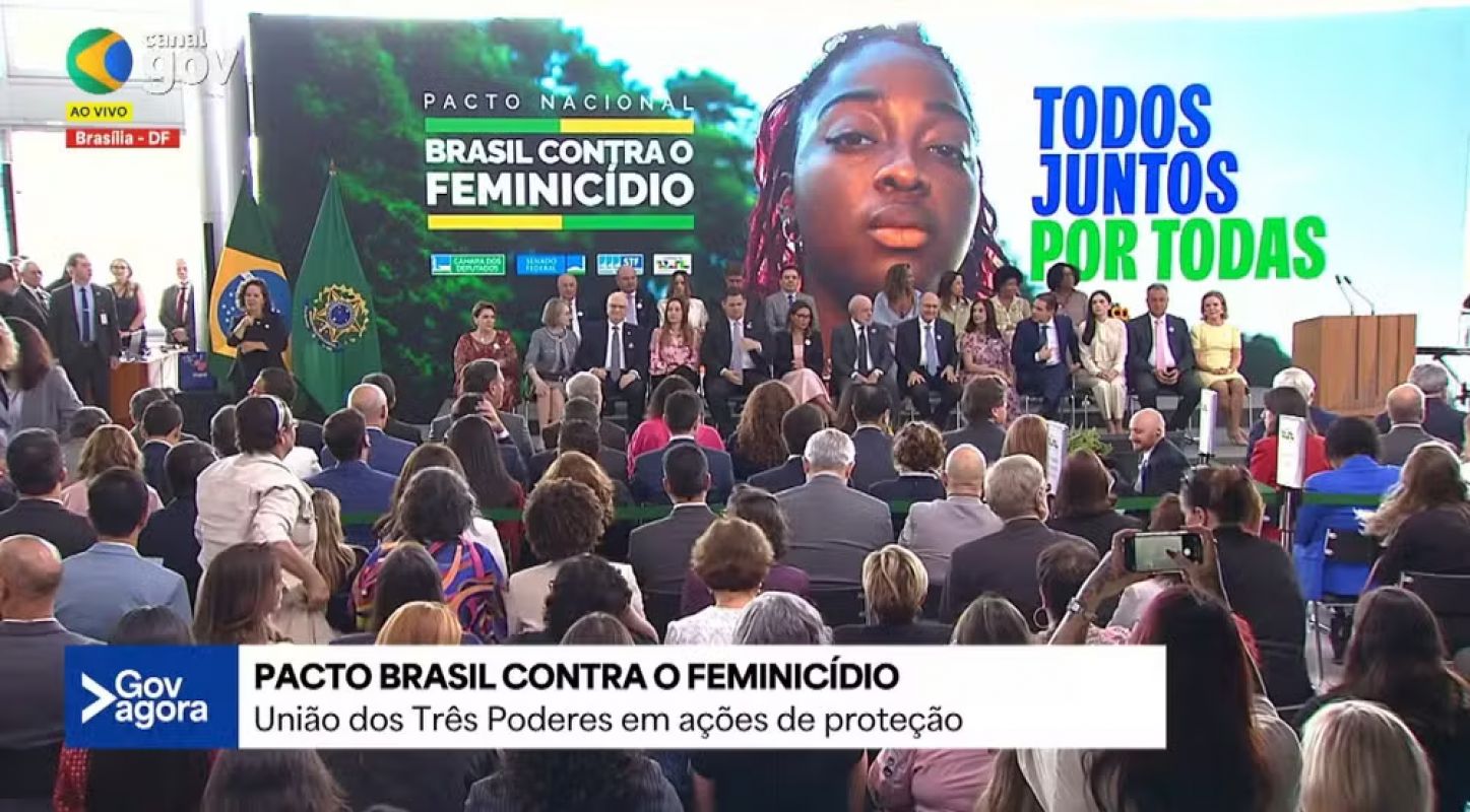  Três Poderes assinam no Planalto pacto nacional de enfrentamento ao feminicídio