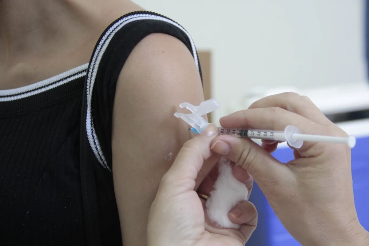Coronel Fabriciano amplia vacinação contra HPV para jovens de 15 a 19 anos