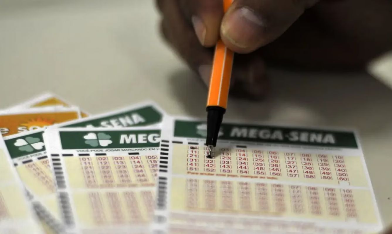 Mega-Sena acumula e próximo prêmio sobe para R$ 44 milhões