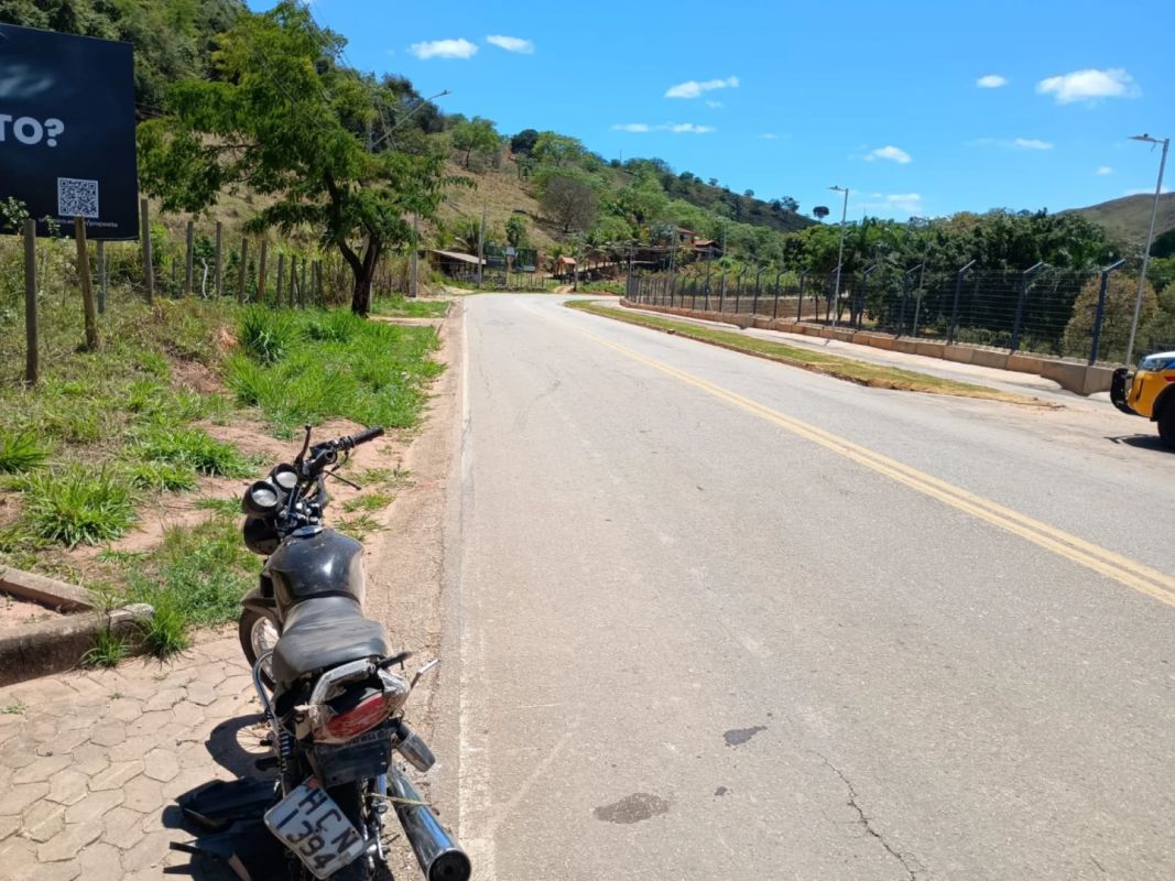 Jovem fica em estado grave após acidente de moto na MG-232, em Santana do Paraíso