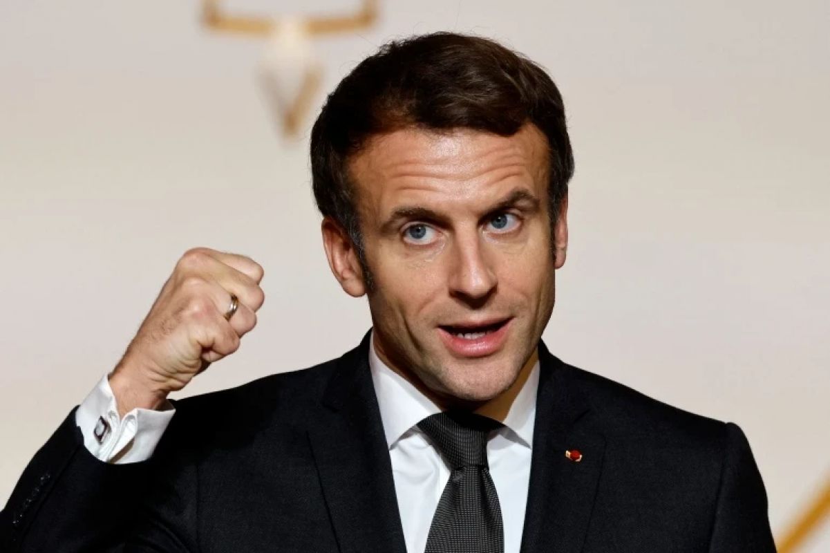 Macron e esposa apresentam provas em processo de difamação nos EUA