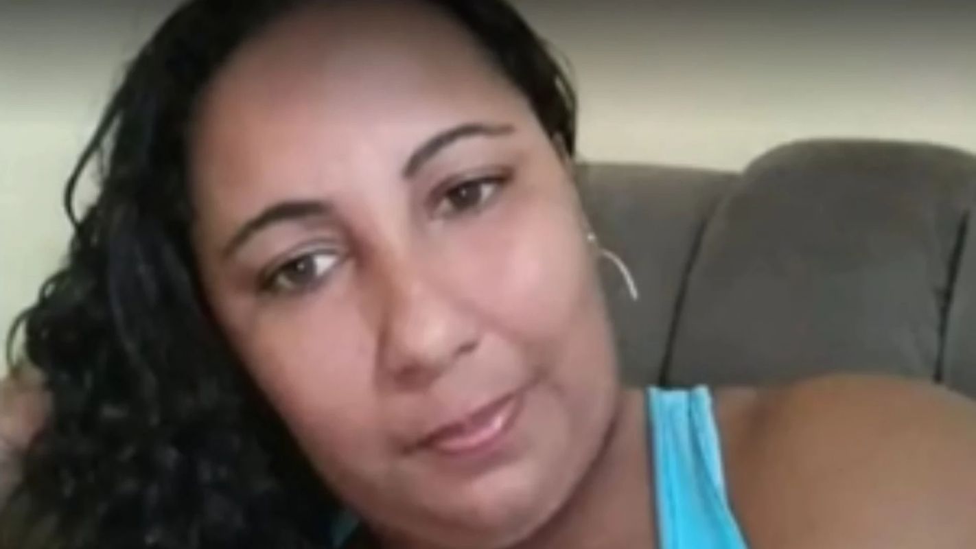Diarista é morta dentro de casa com mais de dez tiros no ES