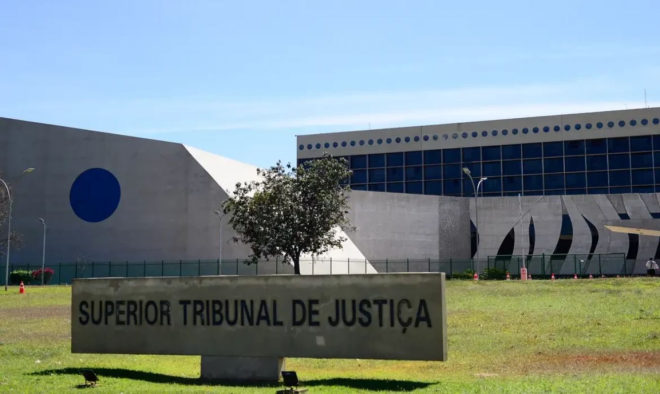 Minutas de decisões do STJ são encontradas em celulares de lobistas