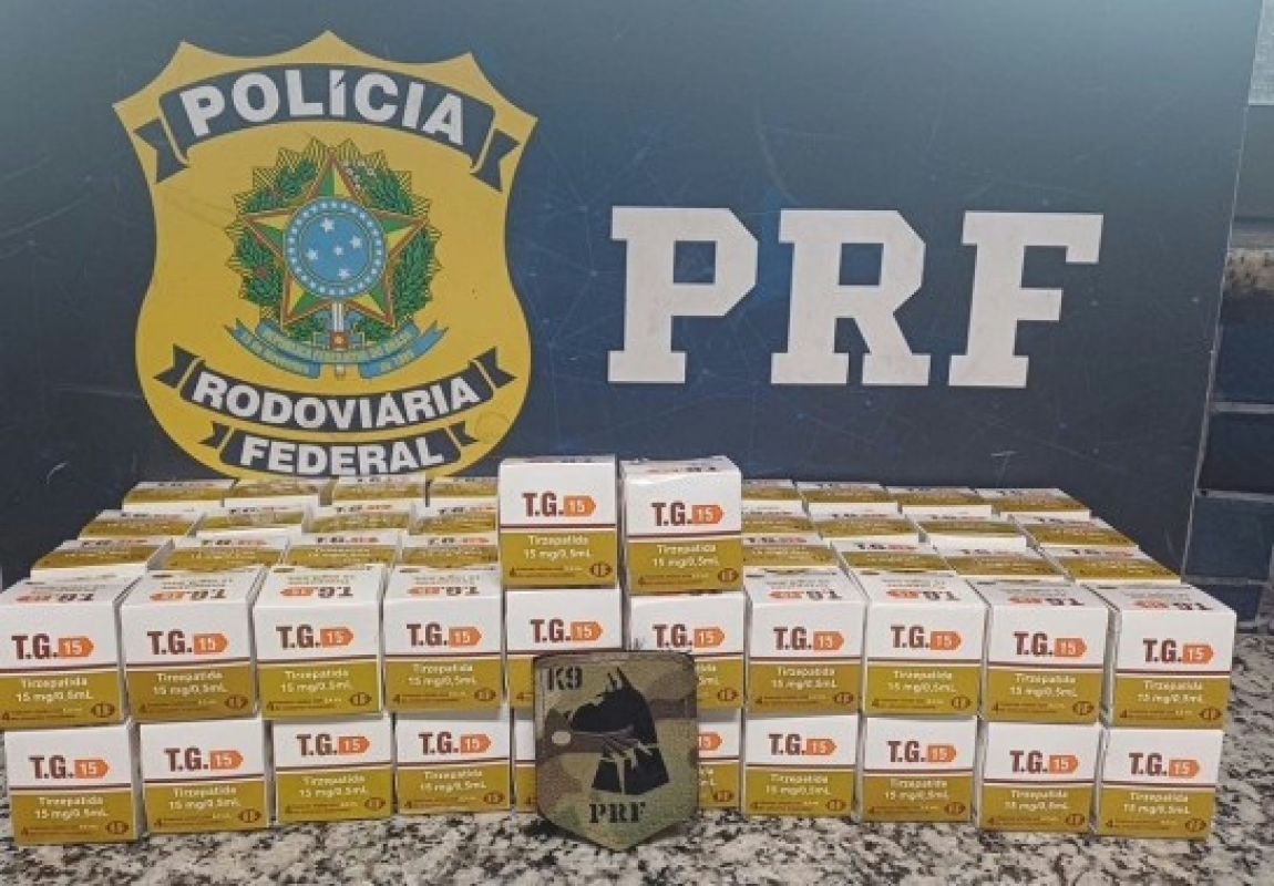 PRF prende jovem com 328 ampolas de medicamento para emagrecimento na BR-381, em MG