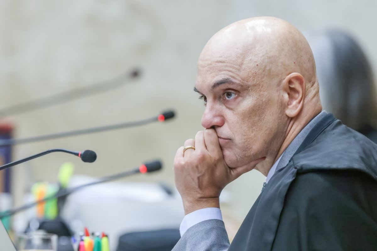 PF prende suspeito e faz buscas em operação sobre vazamento de dados fiscais de autoridades