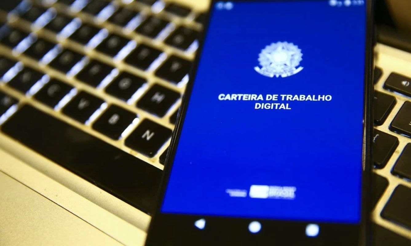 Confira as oportunidades de emprego no Vale do Aço nesta quinta-feira