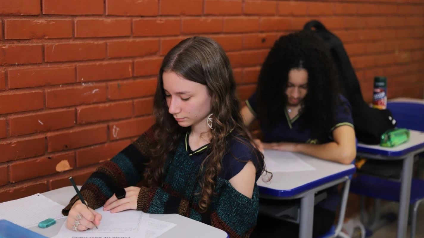 Minas conquista 1º lugar nacional em redação do Enem entre escolas públicas estaduais