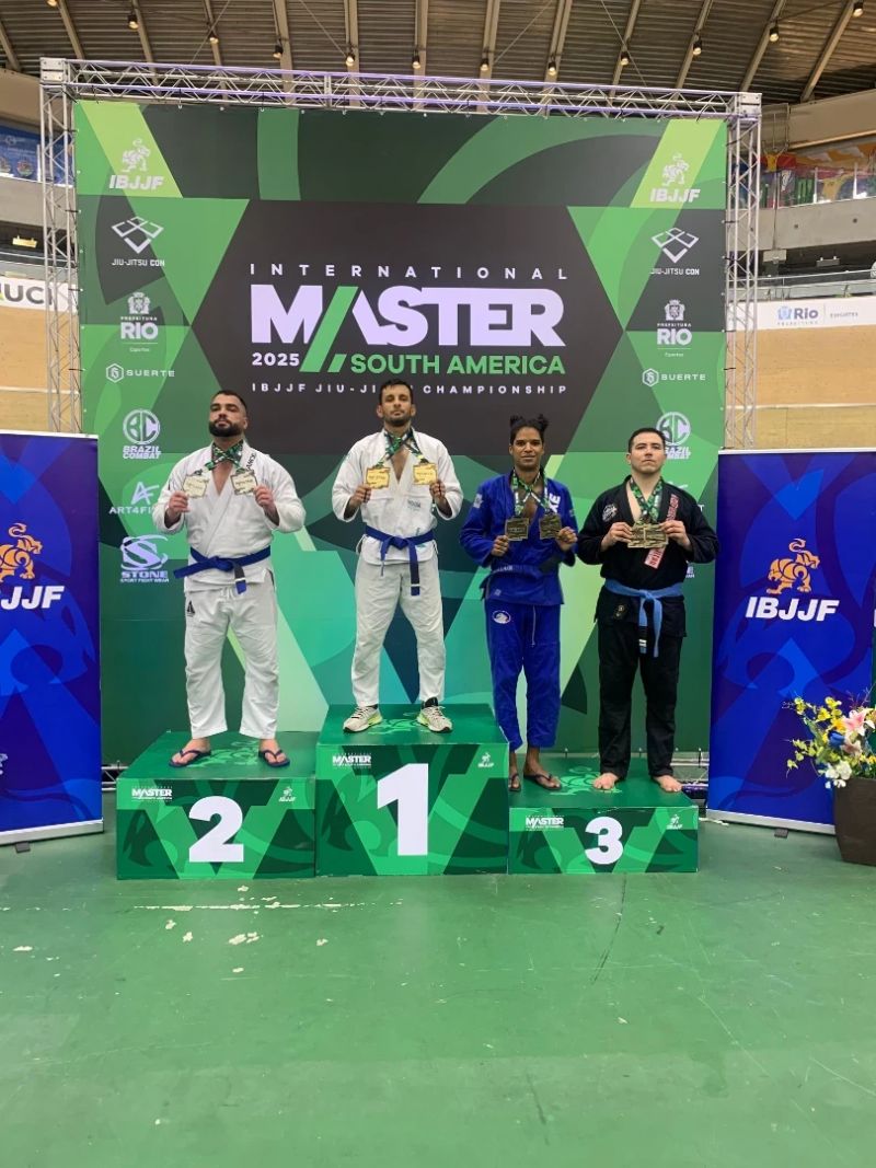 Atleta do Vale do Aço conquista título absoluto em torneio internacional de Jiu-Jitsu