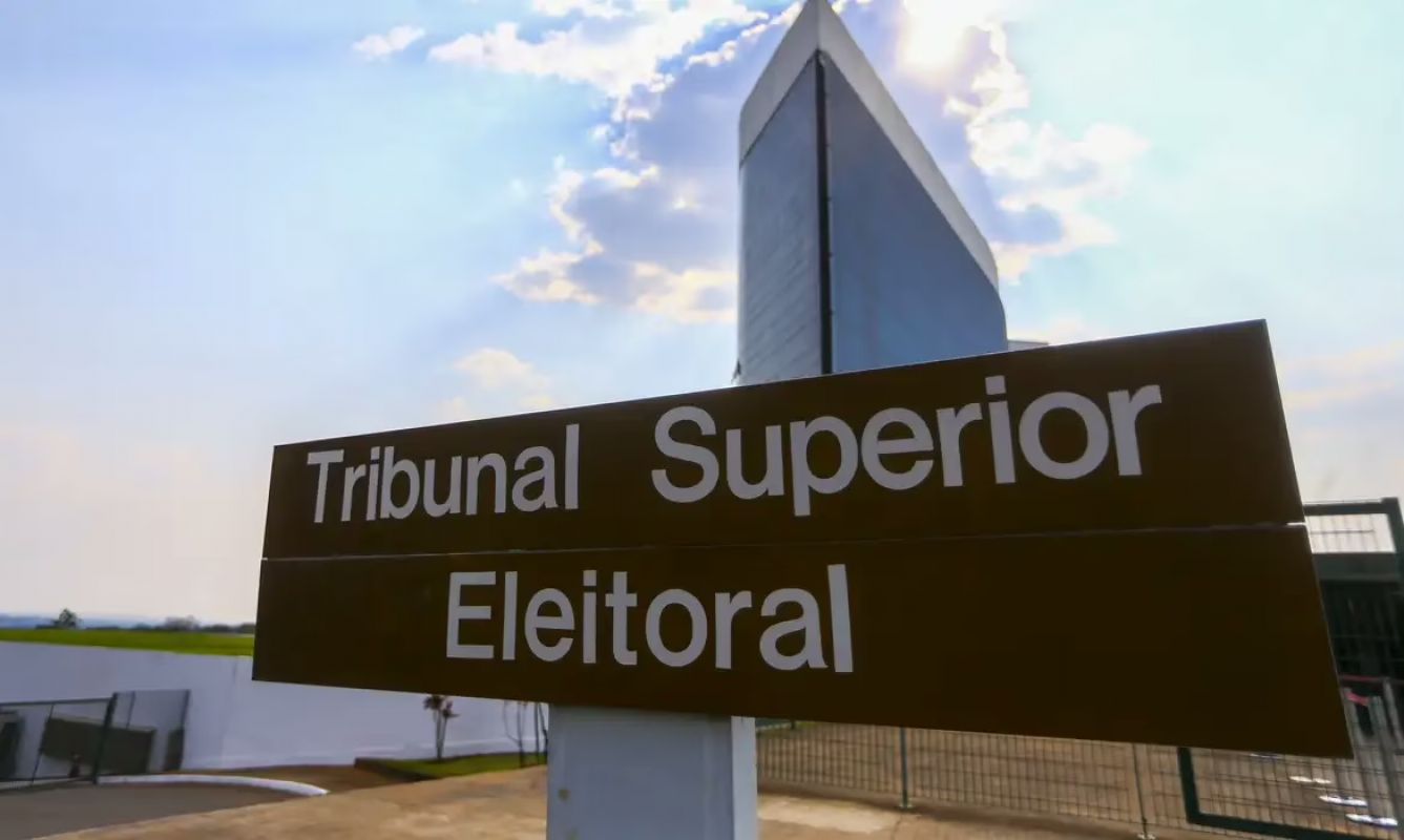TSE aprova restrições ao uso de IA na propaganda para as eleições de outubro