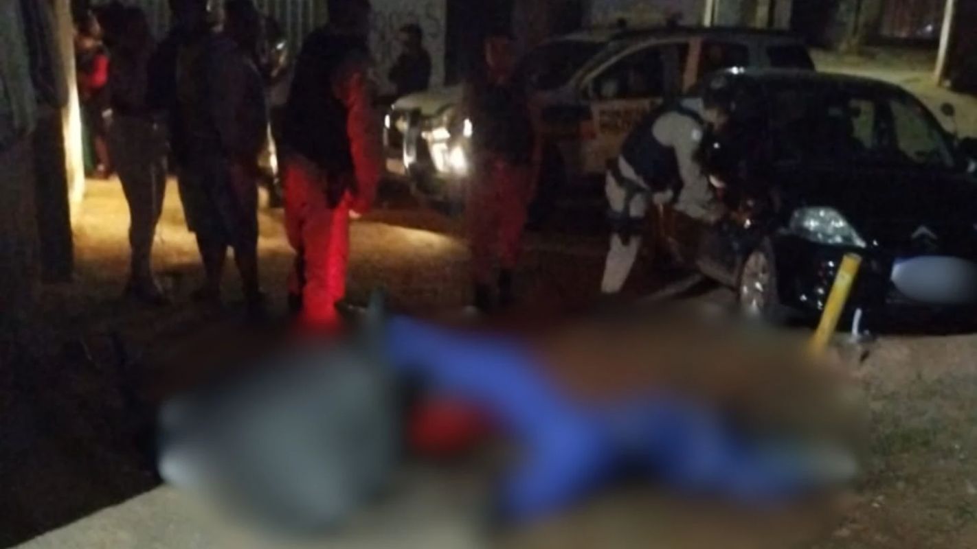Homem é morto a tiros em frente a conjunto habitacional em Timóteo