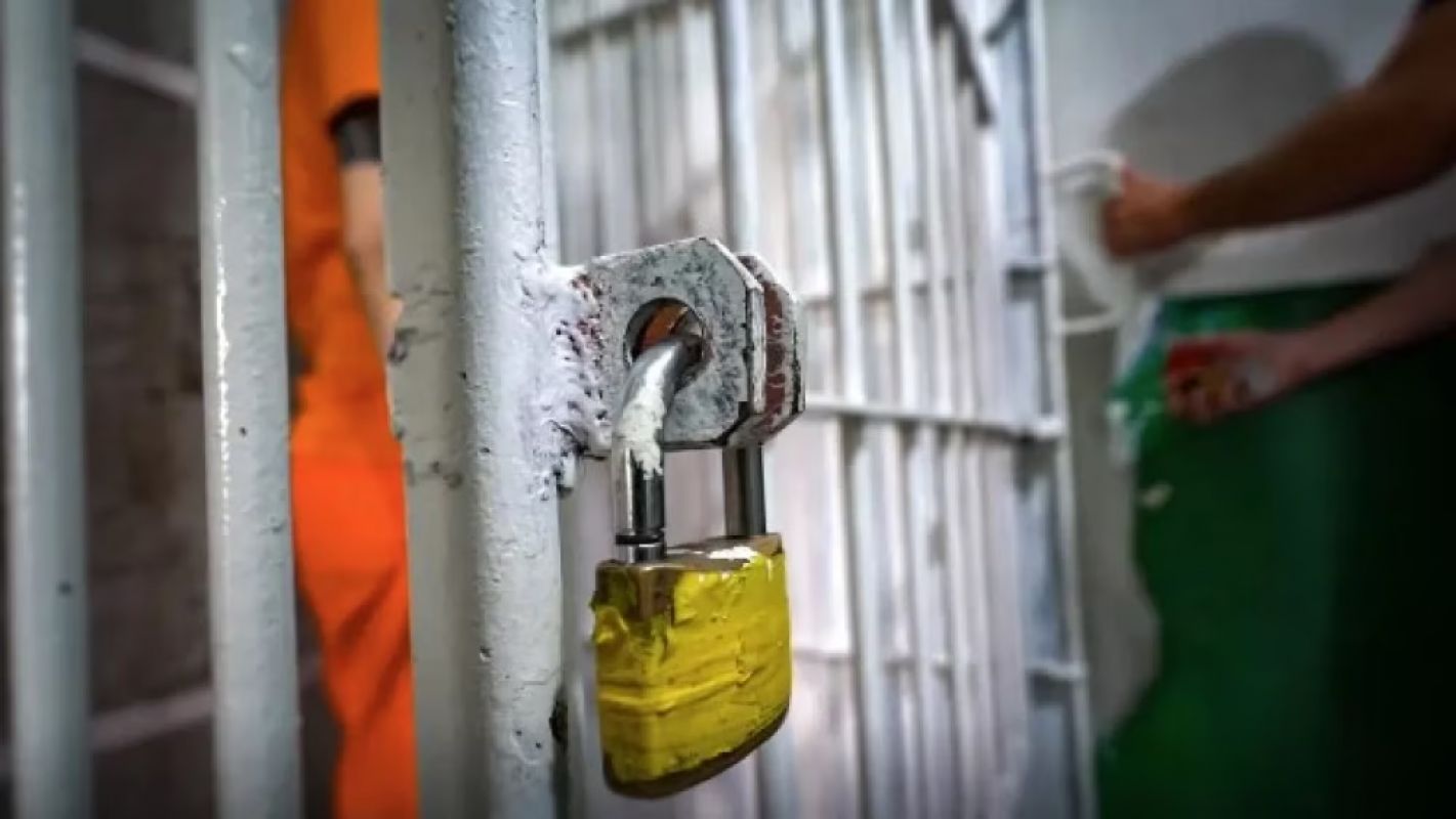 Zema anuncia suspensão da saidinha de detentos no Carnaval de 2026 em Minas