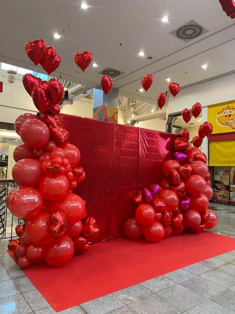 Shopping Vale do Aço lança 'Operação Cupido' com cinema gratuito para solteiros
