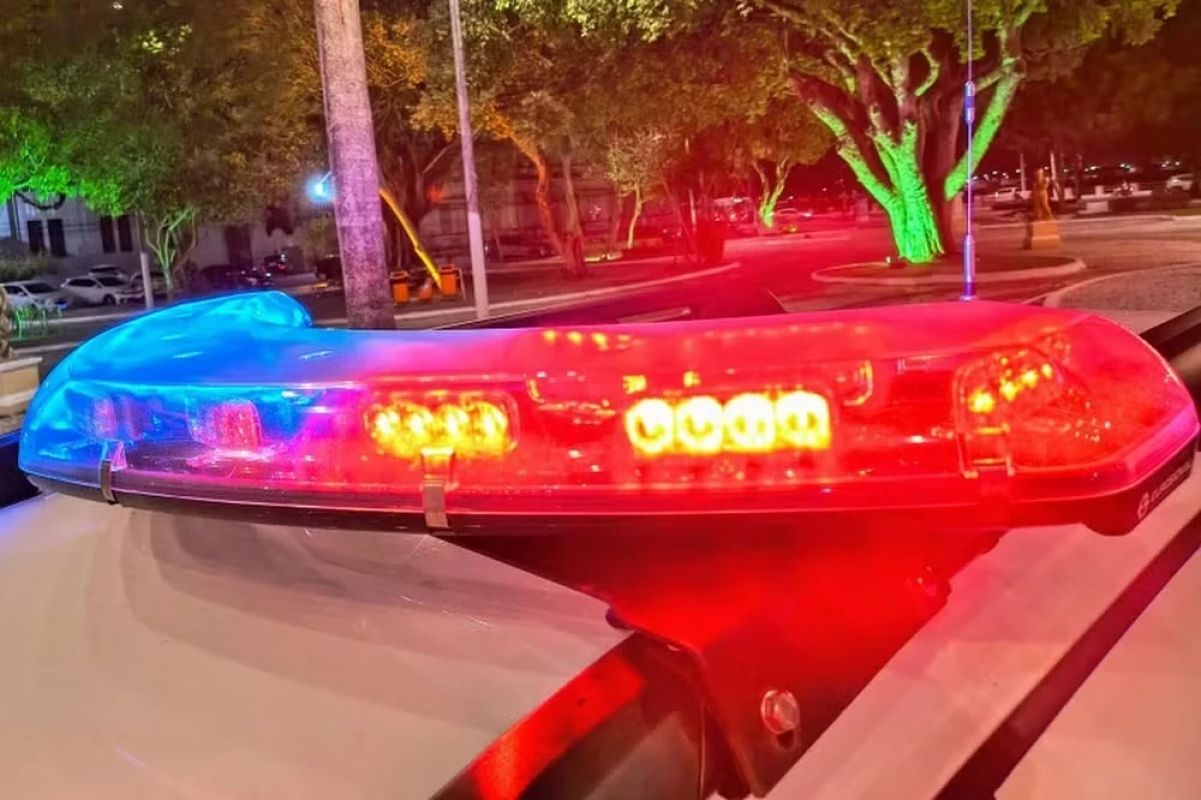 Corpo em estado de decomposição é encontrado dentro de casa após vizinhos sentirem mau cheiro