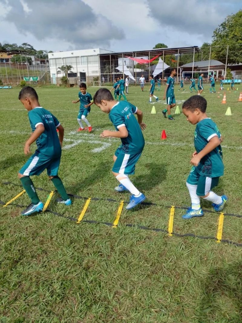 Ipatinga abre vagas para projeto gratuito com futebol e vôlei