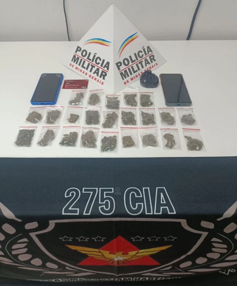 Polícia flagra tráfico em quadra de Fabriciano e detém dois suspeitos