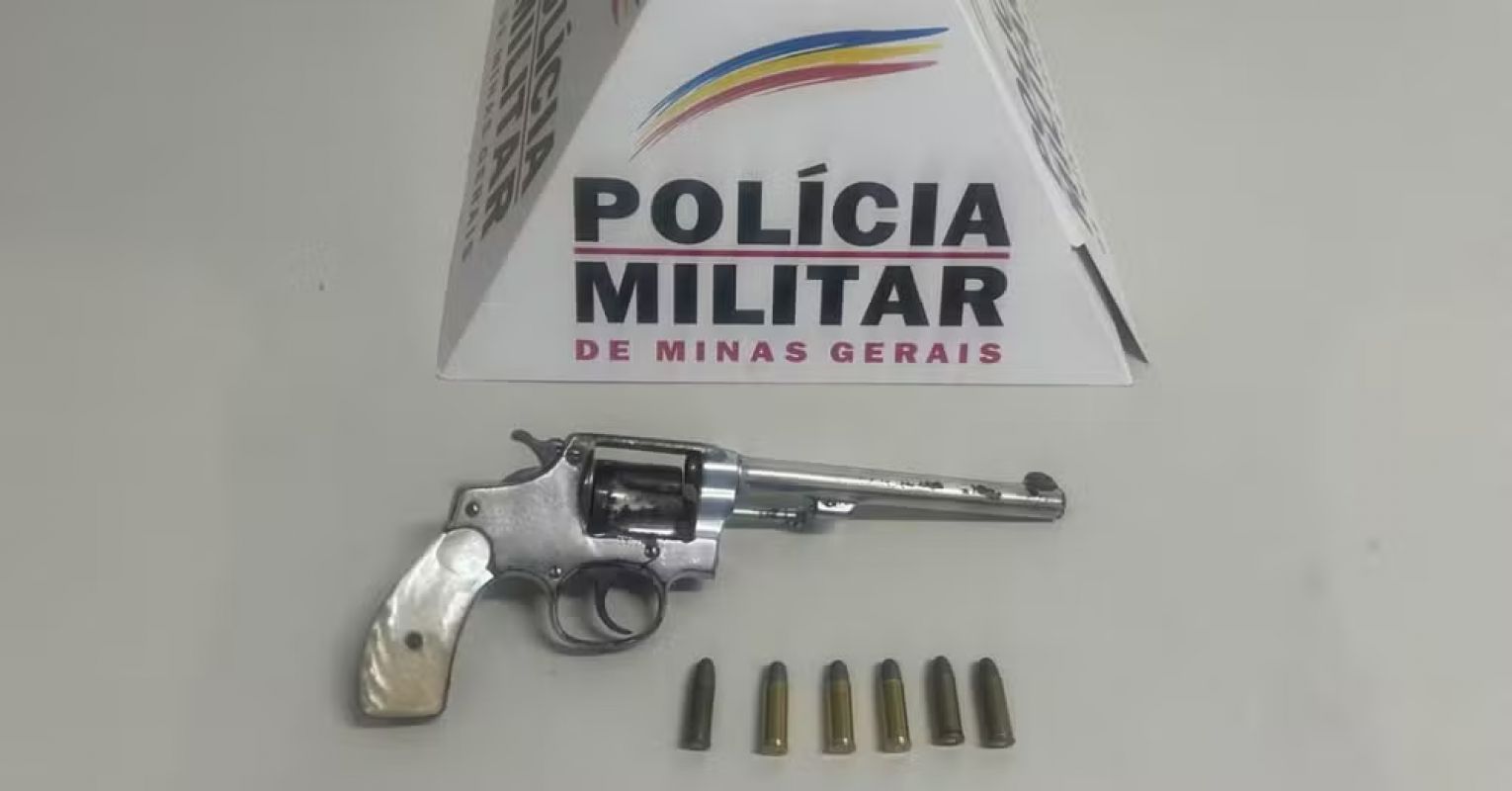 Homem com 84 passagens pela polícia é preso armado no centro de Governador Valadares