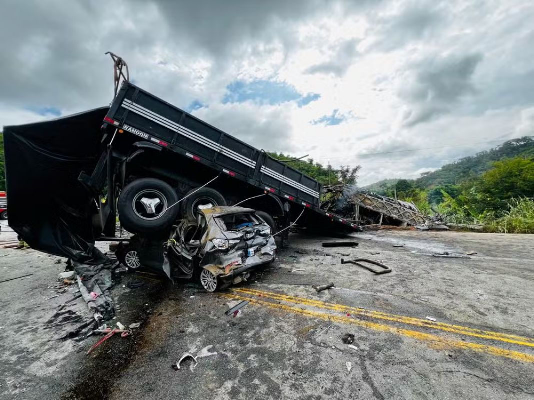 Acidente com 39 mortes na BR-116 coloca Teófilo Otoni entre as cidades mais violentas do país; MG contesta dados