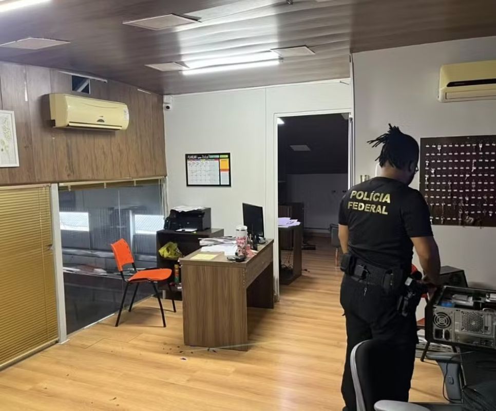 Operação da PF investiga grupo suspeito de promover migração clandestina para os EUA em Governador Valadares