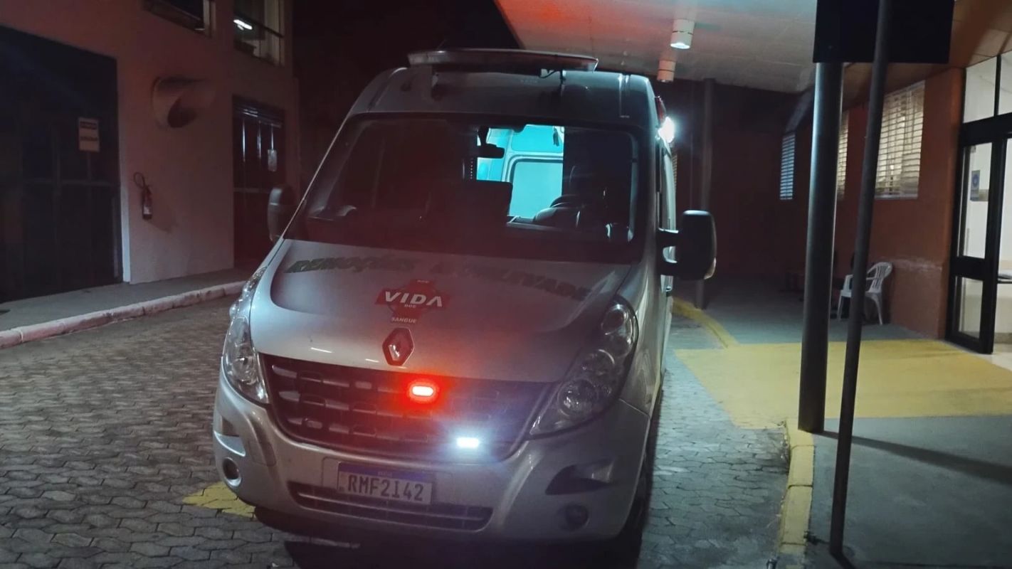 Jovem ferido em acidente na MGC-120 é transferido para hospital em João Monlevade