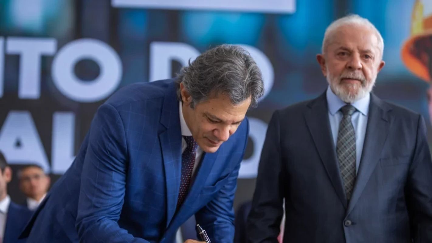 Lula adia anúncio de medidas para socorrer empresas afetadas pelo tarifaço dos EUA