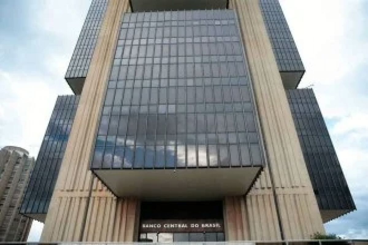 Focus eleva inflação de 2026 e mercado projeta corte da Selic para 14,5% na próxima reunião do Copom