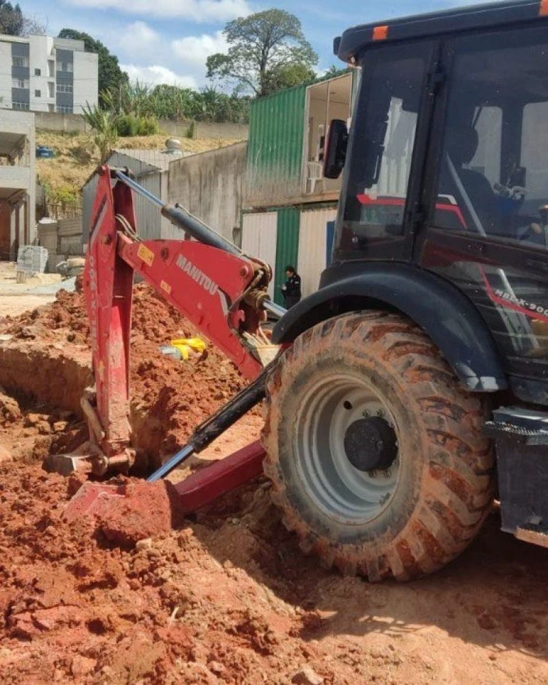 Trabalhador morre soterrado durante obra em supermercado de Betim