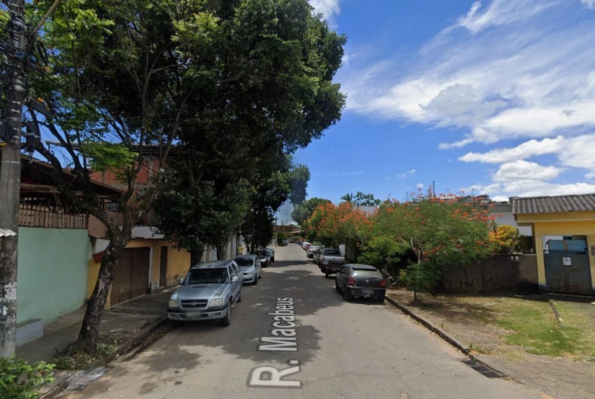 Criminosos invadem residência, ameaçam mulher e roubam cofre em Ipatinga