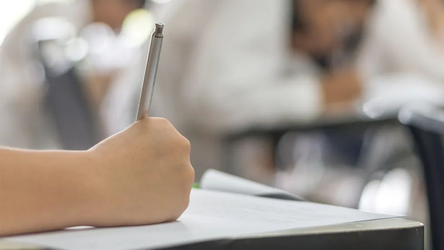 UFVJM está com edital aberto com 150 vagas em curso de graduação em administração pública