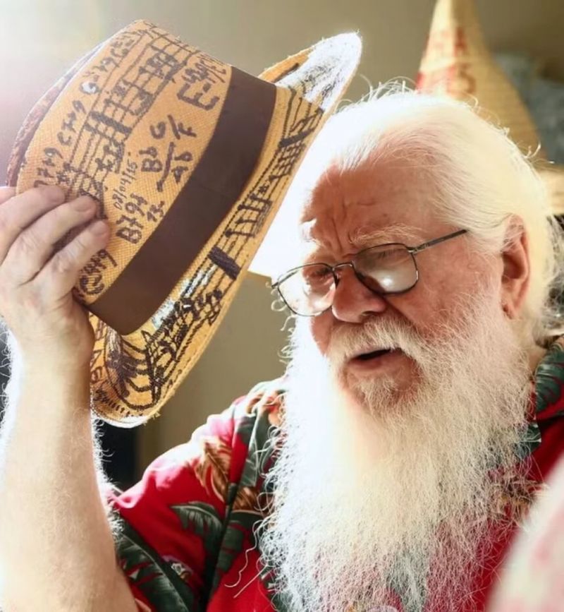   Hermeto Pascoal morre aos 89 anos no Rio