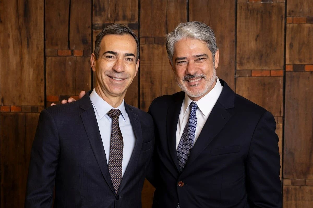 William Bonner se despede do JN e apresenta sucessor César Tralli