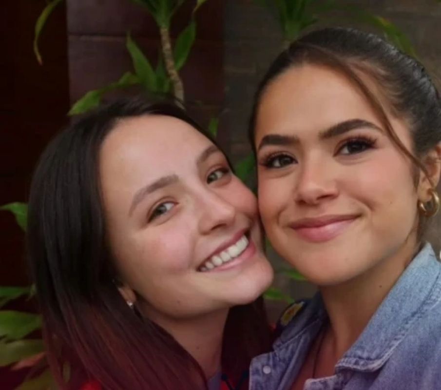 Após sátira do Fantástico, Larissa Manoela e Maisa reagem com indignação
