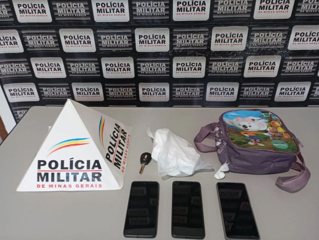 Dupla de Fabriciano é presa com drogas em operação em Ubaporanga