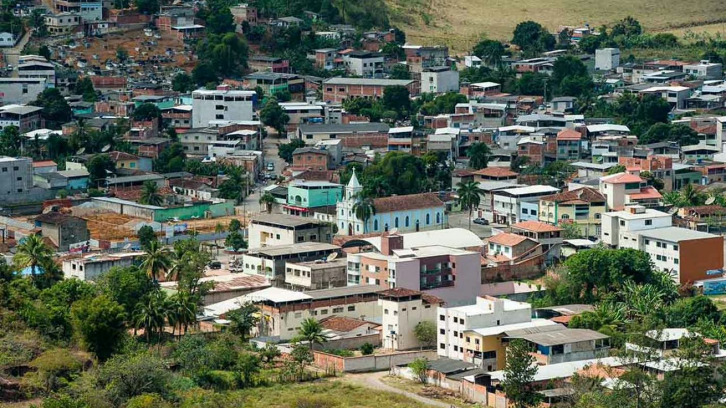 Homem é condenado a 10 anos e seis meses por tentativa de feminicídio em Santana do Paraíso