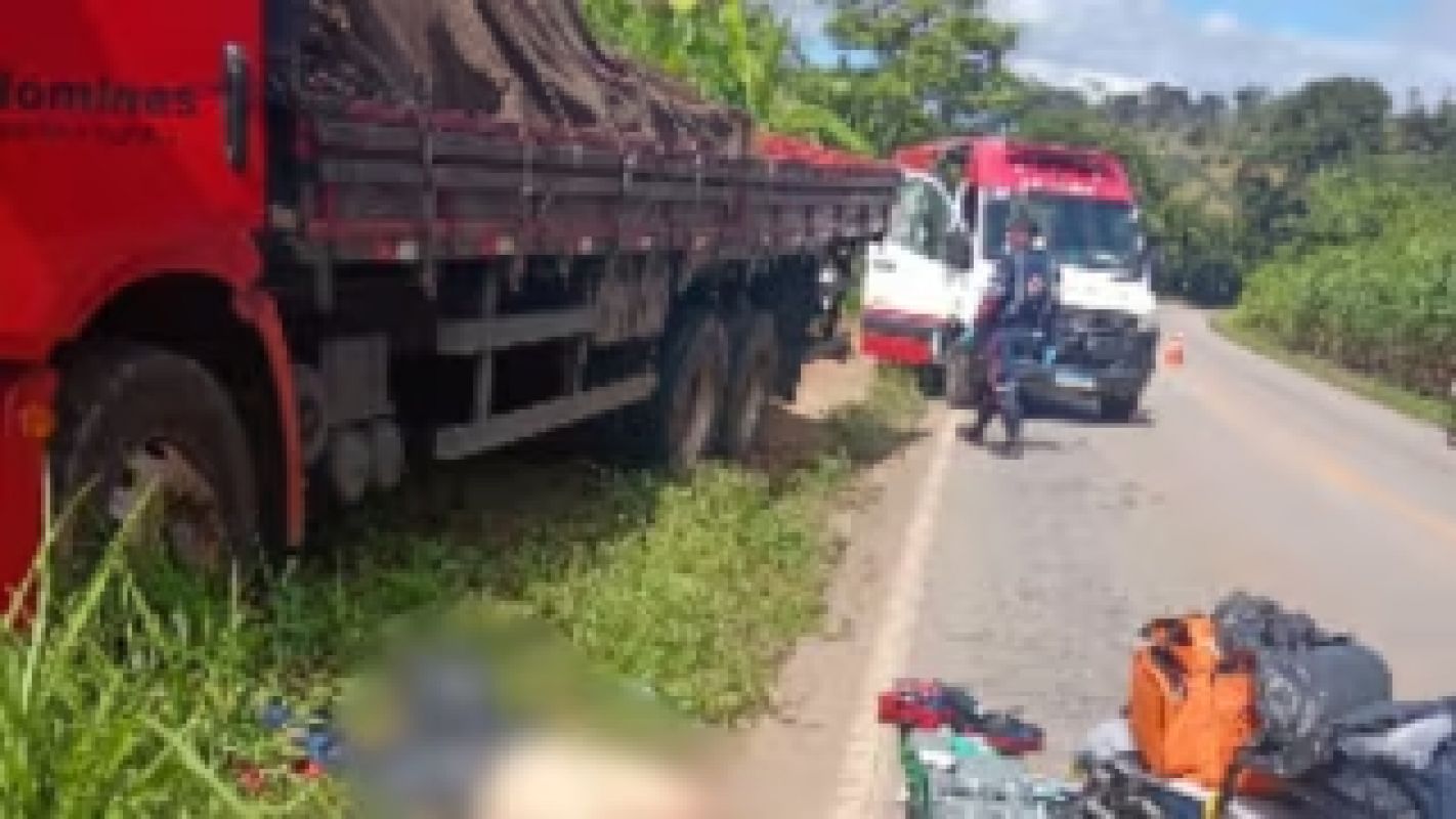 Caminhoneiro morre após passar mal e parar caminhão em rodovia LMG-758, em Belo Oriente