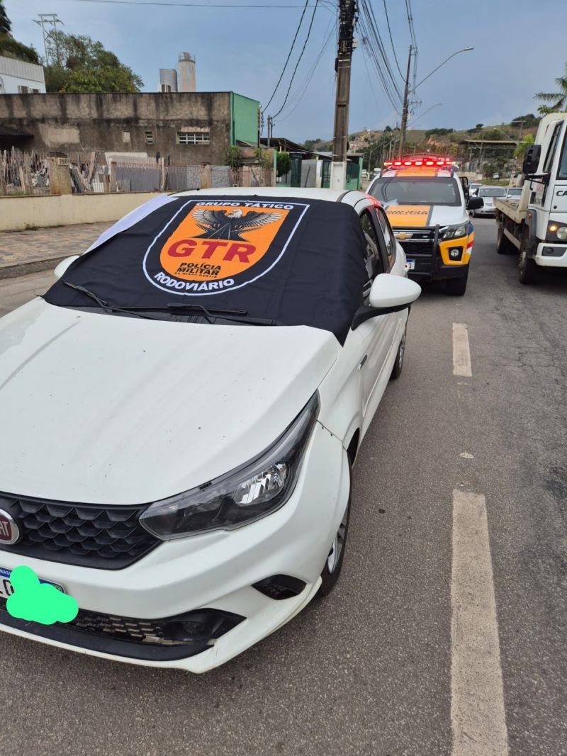 Homem é preso na BR-381 em Coronel Fabriciano conduzindo carro com alerta de roubo