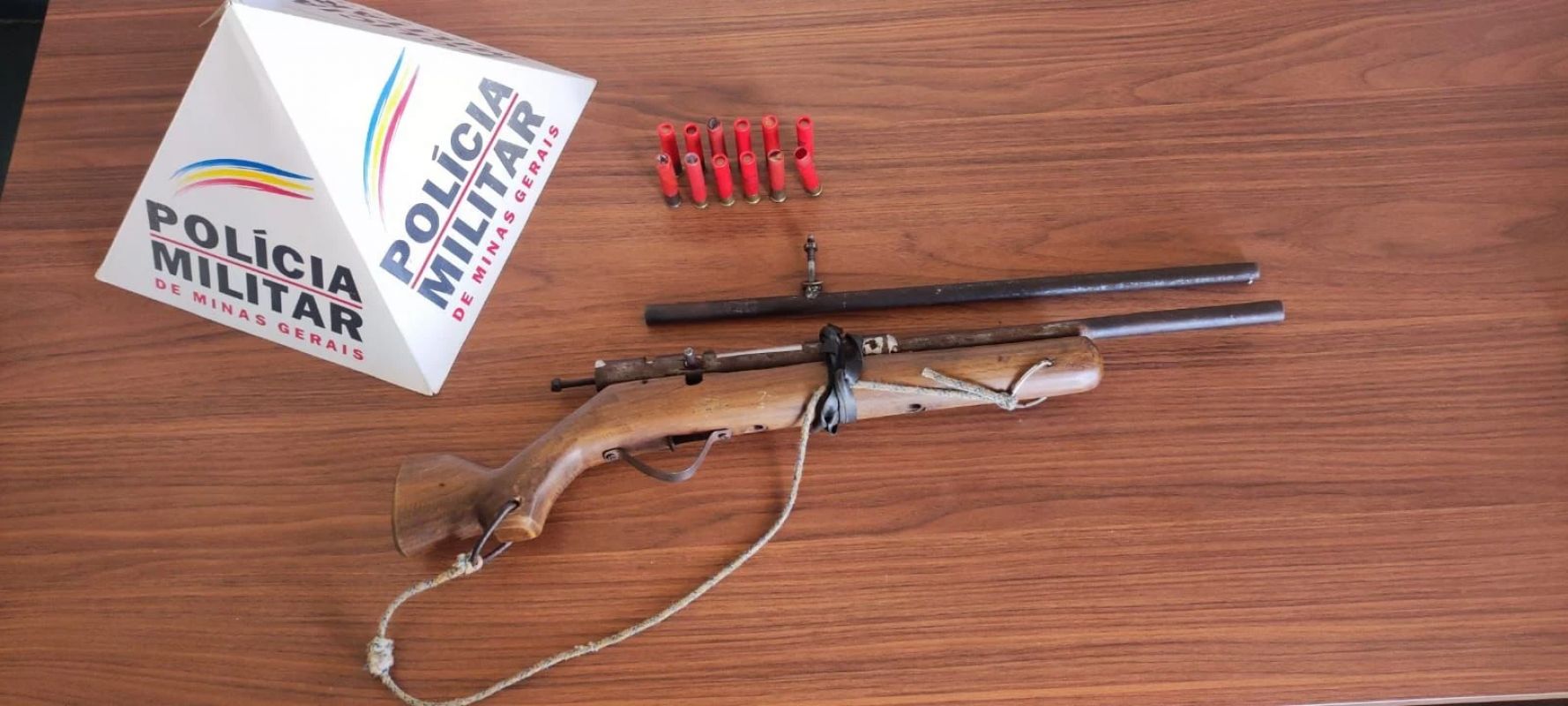 Foragido é preso com arma artesanal e munições em Naque