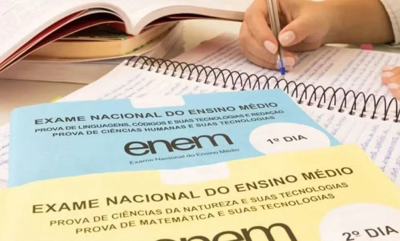 Com salto histórico, Minas lidera redação do Enem 2024