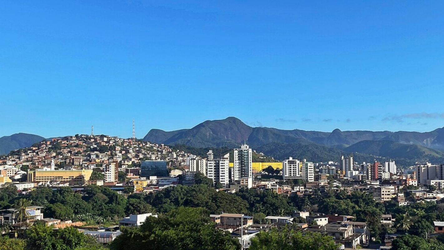 Homem de 34 anos é encontrado morto em casa abandonada no bairro Mangueiras, em Coronel Fabriciano