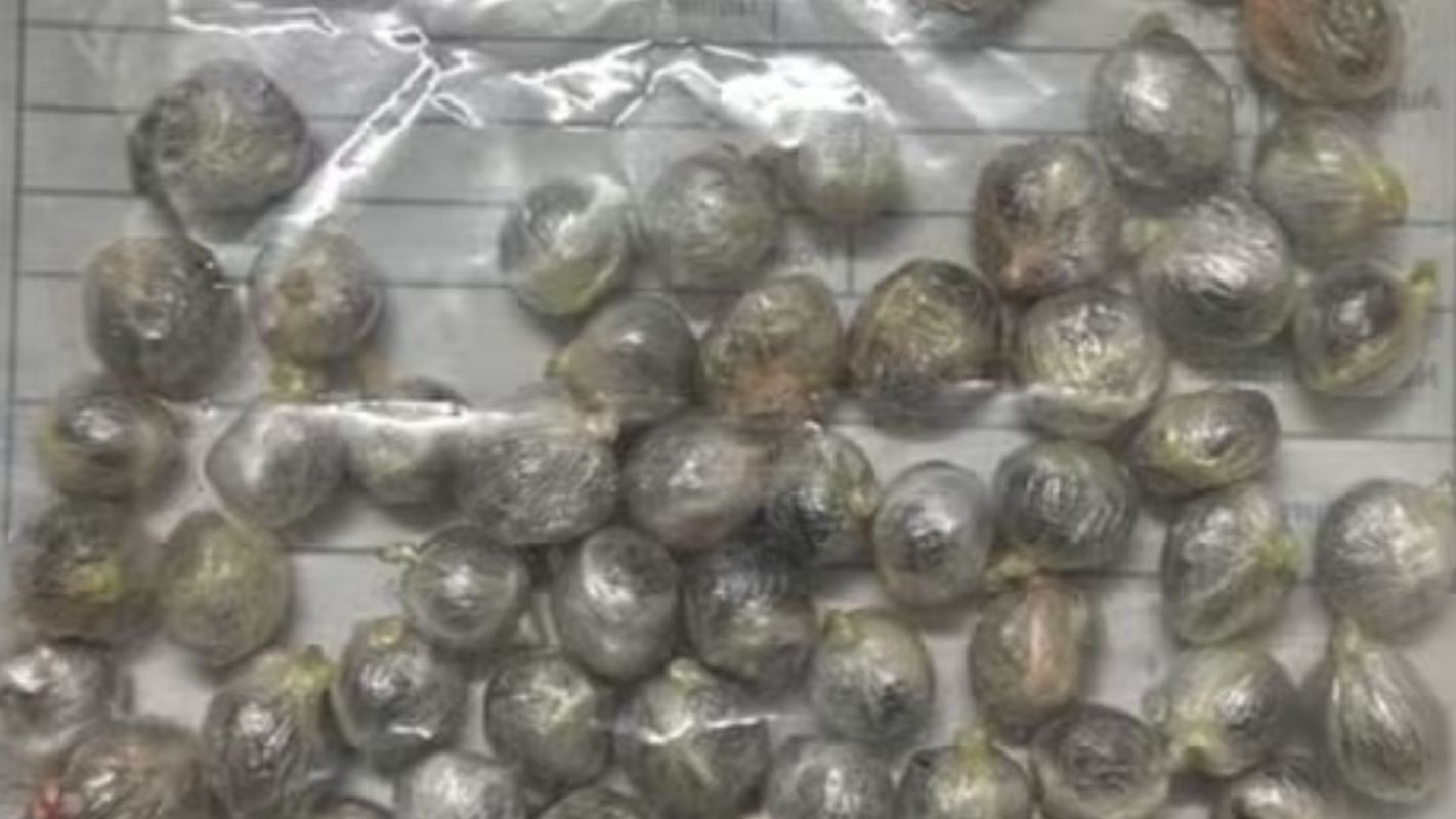  Detento em saída temporária passa mal após engolir 61 buchas de maconha em MG